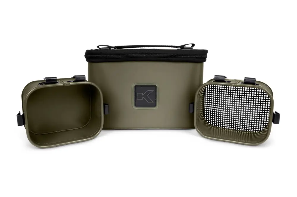 Geanta Korum EVA Bait Station + Doua Tavi Interne, 28x18x18cm si 15x12x7cm Ofertă exclusivă