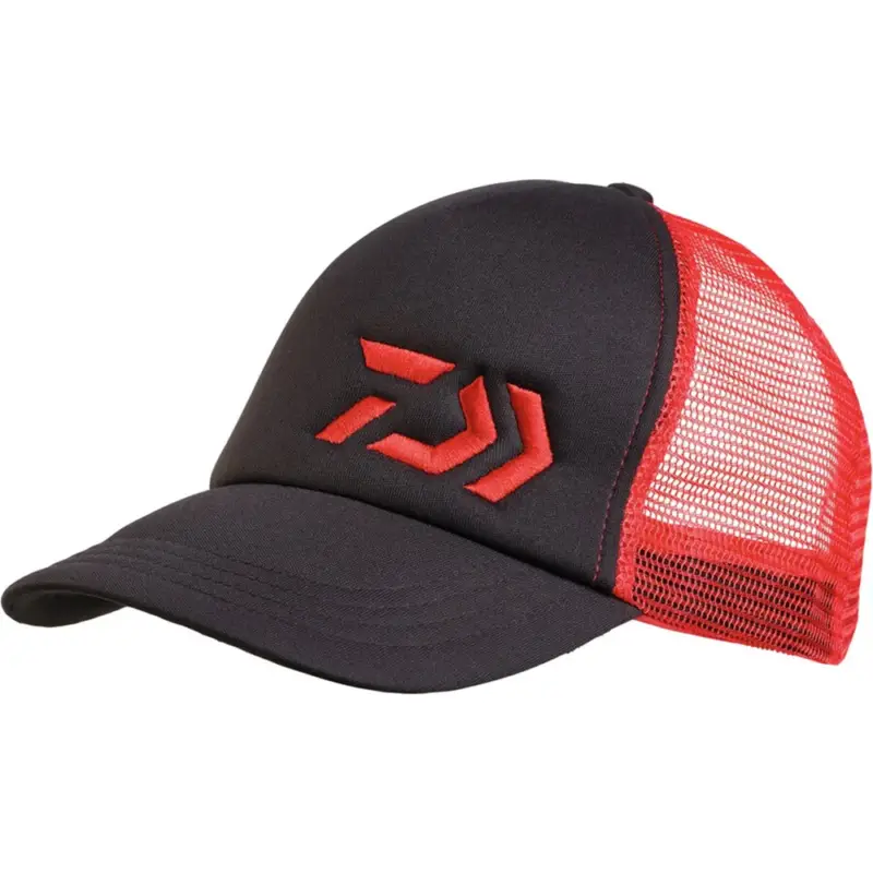 Sapca Daiwa Matelasse Mesh, Red Black Reducere extra