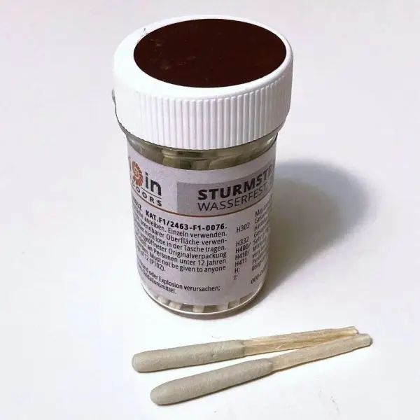 Bestseller Waterproof Storm Matches, box