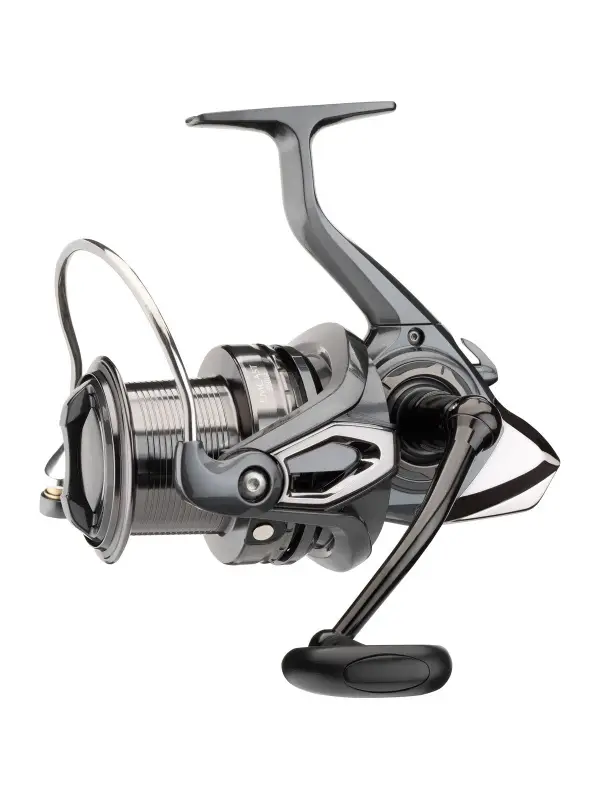 Ofertă Mulineta Daiwa Emcast 5500A 5 Rulmenti